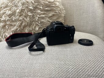 Predám foťák zrcadlovku Canon 250d, nepoužitá - 5