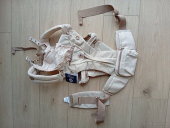 Ergobaby nosič Omni Breeze - 5