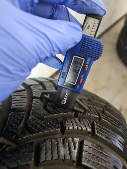 Zánovné Zimné Pneu Falken 225/60 R18 - 5
