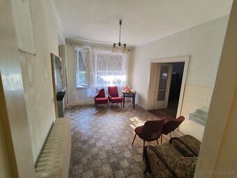 🏡 Dom s veľkým pozemkom a potenciálom na krásne bývanie - 5