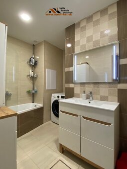 EXKLUZÍVNY 3-IZBOVÝ BYT S BALKÓNOM - 5