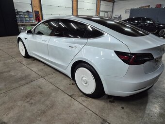 Tesla Model 3 Long Range - 5