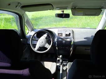 Suzuki SX4 1.5 benzín 2011 - 5