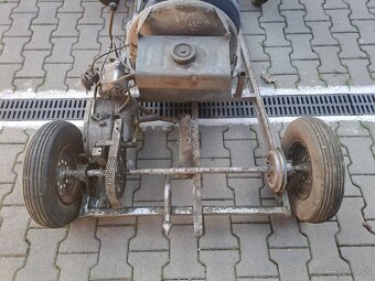 motokára - 5
