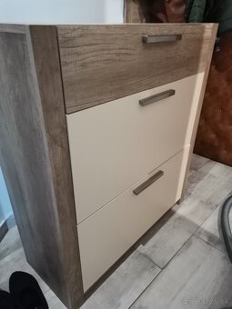 DECODOM Zostava na chodbu ALEX - 5