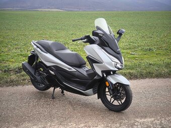 Honda Forza 125cm r.v 2022 - 5