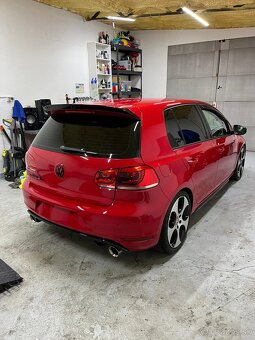 Volkswagen Golf 6 GTI 2.0 TSI - 5