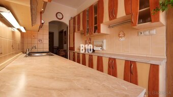 REZERVOVANÉ _ Priestranný 3-izbový byt 83,5m2 s parkom a ze - 5