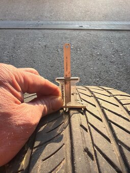 255/50R20 Good Year - 5