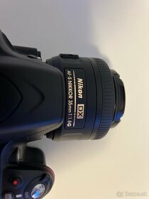 Nikon D3200 + AF Nikkor 35mm, f/1.8 - 5