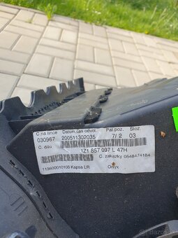 Priehradka kastlik 1Z1857097 SKODA OCTAVIA 2 II 04-13 - 5
