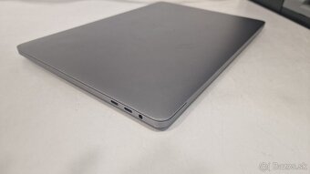 Predám MacBook Pro 2020 Core i5 /32GB RAM/512GB touchbar - 5