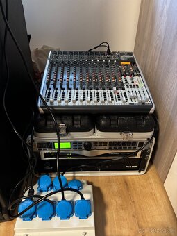 Komplet aparatúry systém  2x 2000W 4 ohm 2x 1400W 8ohm - 5
