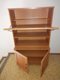 Predám obývaciu stenu – zachovalá, funkčná - 5