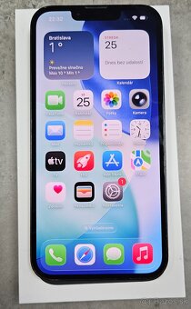 Apple iPhone 13 128GB Midnight Black - 5