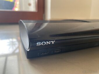 Playstation 3 superslim + hry zadarmo - 5