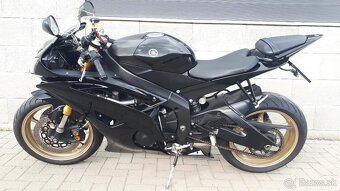 Yamaha YZF R6 - 5