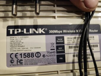Stary Router s USB 2 antenky 15e - 5