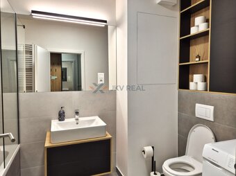 Na prenájom 2 izbový byt v Petržalke na Labutej Ulici - 5