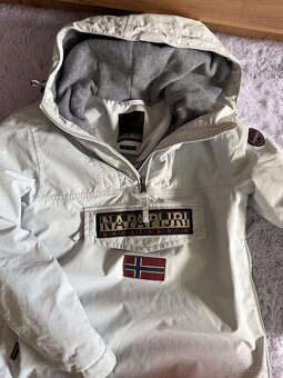 Bundička NAPAPIJRI - 5