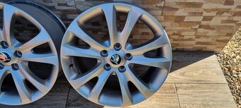 Predam orginal Skoda Trifid elektrony 5x112 r17 et49 J7,5 - 5