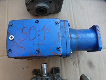 Uhlová prevodovka - 5