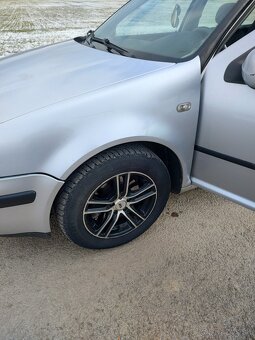 VW Bora 1.6 77 kw - 5