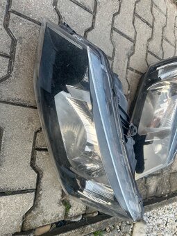 Svetlá Škoda Fábia 3 - 5