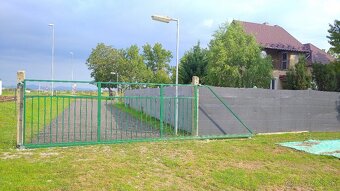PRENÁJOM pozemok 3940 m² s unimobunkou v Rybanoch - 5