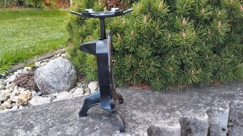 Krásné staré jednomiskové 10kg váhy s orlem - 5