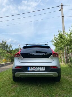 Volvo V40 Cross Country D2 Momentum Pro, Top stav. - 5