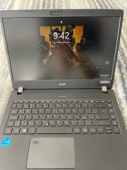 Acer travelmate P2 - 5