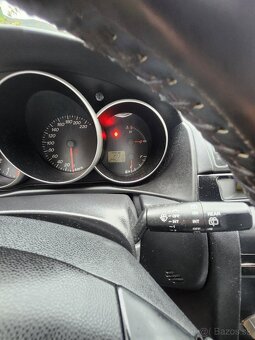 Mazda 3 2,0 disel rv 2007 - 5