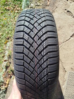 Celoročné plašte 215/60 R17 96H - 5