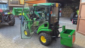 Traktor john deere 1026 - 5