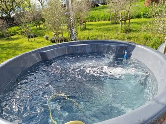 Kupacia kada, kupaci sud, Jacuzzi, Hottube, virivka - 5