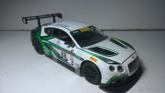 Bentley, Beetle, BMW mierka 1:24 Burago /made in Italy/ - 5