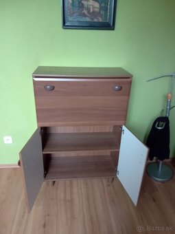 Predám dve skrine a komodu - 5