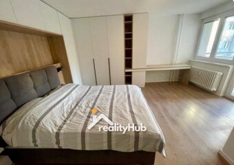 Moderný 2-izbový byt s balkónom v Starom Meste na predaj - 5