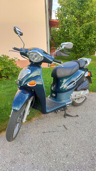 Skúter Kymco People 50 - len 5000 km - 5