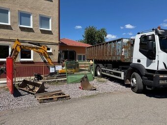 Ponúkam nákladnú dopravu stavebných materiálov LV - 5