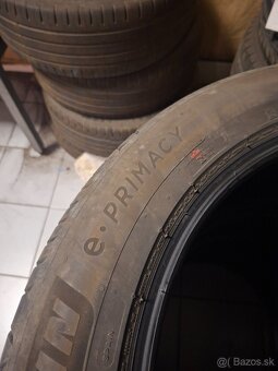 Michelin 225/55 R19 - 5