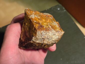 Uránový minerál #1 - UV aktívny (Zimná voda, SR) - 5