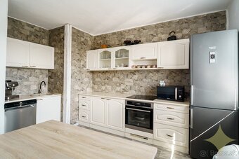 Exkluzívne na predaj krásny 4 izbový komplet prerobený byt o - 5