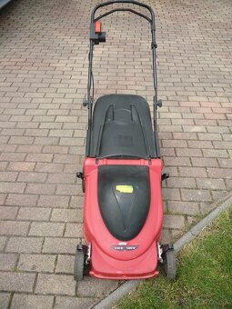 Predám používanú elektrickú kosačku 1300W zn. MTD E38W - 5
