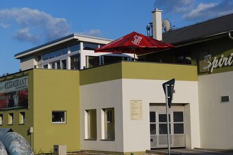polyfunkčná budova v dobrom stave a na dobrom mieste - 5