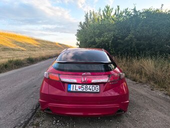 Honda Civic 8g 1.8 benzín GT - 5