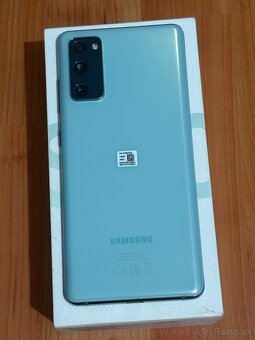 Predám Samsung Galaxy S20 FE 6GB Rám 128GB Stav Nového - 5