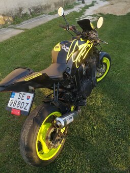 Suzuki GSXR 1100 - 5