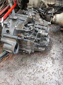 Náhradné diely - 5